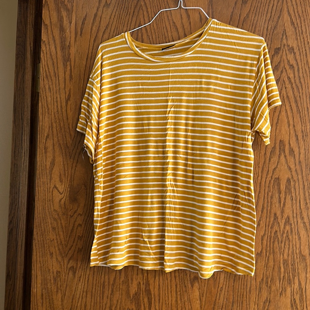Shiela Rose t-shirt